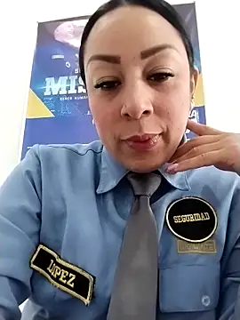 CRISTAL  11 online show from November 4, 1:10 pm