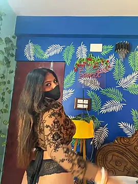 Snapshot of V-Hot-Sweti chatting on June 26, 6:12 pm V-Hot-Sweti online show from June 26, 6:12 pm