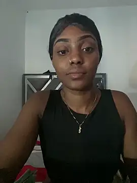 Snapshot of zaracollins01 chatting on October 15, 9:48 pm zaracollins01 online show from October 15, 9:48 pm