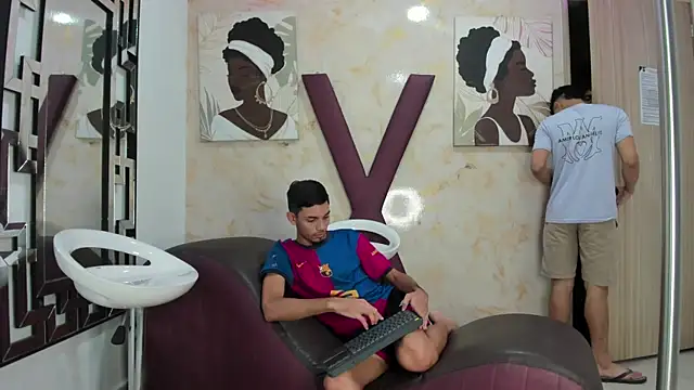 GRETTY BOYS online show from May 13, 1:25 am