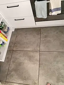 Sacrecoquine1613 online show from April 19, 1:43 pm