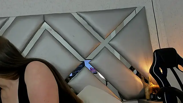 Snapshot of ABRILMILLER_VC chatting on October 4, 3:15 am ABRILMILLER VC online show from October 4, 3:15 am