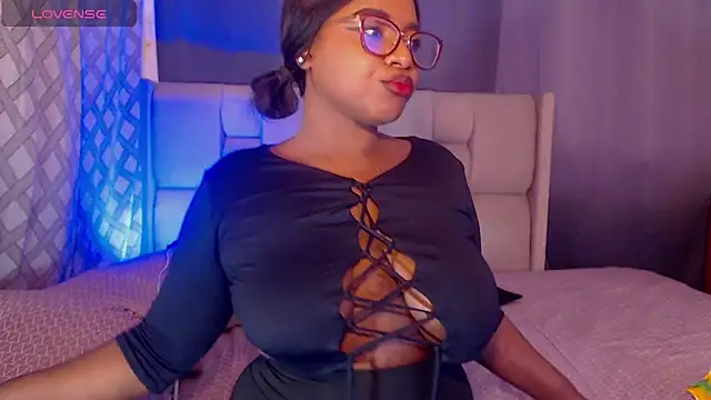 Mimi Gil online show from March 4, 11:49 am