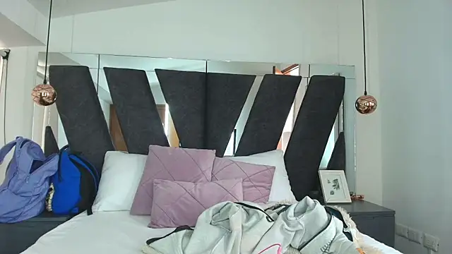 alaska  williams   online show from November 23, 3:34 pm