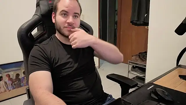 Paul00474 online show from November 9, 8:29 pm