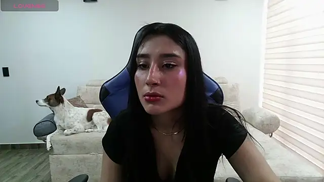 eros walker online show from October 23, 7:45 pm