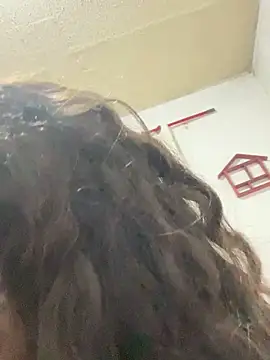 Snapshot of SereiaS chatting on October 23, 5:40 am SereiaS online show from October 23, 5:40 am