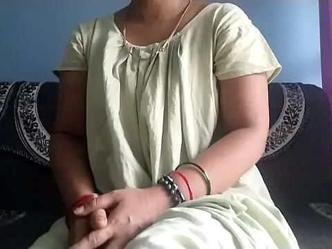 NehaQn online show from September 13, 1:05 am