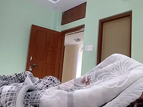 NehaQn online show from March 3, 7:25 am