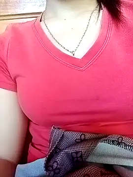 Snapshot of LucyyLy chatting on September 12, 2:22 am LucyyLy online show from September 12, 2:22 am