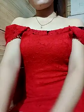 Snapshot of LucyyLy chatting on September 22, 12:45 am LucyyLy online show from September 22, 12:45 am