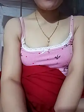 LucyyLy online show from December 18, 11:38 am