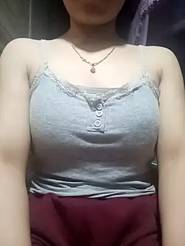 LucyyLy online show from May 4, 10:50 pm