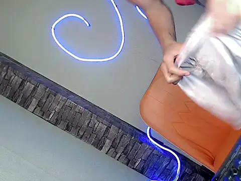 cristine shopa online show from April 7, 12:49 pm