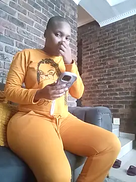 Snapshot of freakynyashXxXx chatting on March 5, 10:44 am freakynyashXxXx online show from March 5, 10:44 am