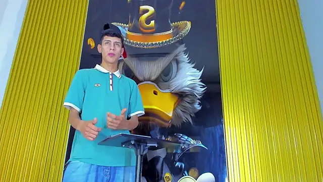 Snapshot of Dante_Brown1_ chatting on October 24, 9:44 pm Dante Brown1 online show from October 24, 9:44 pm