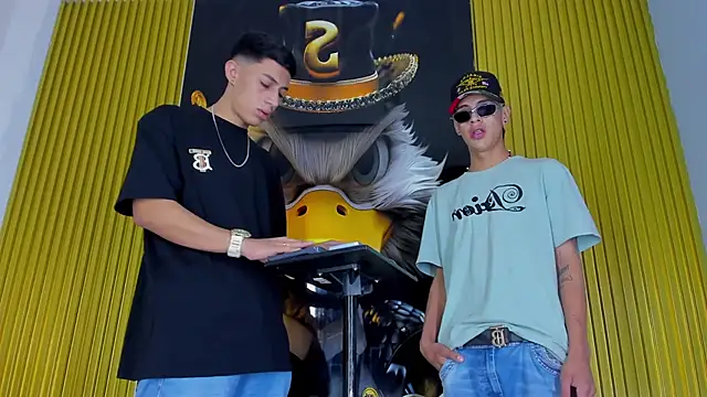 Snapshot of Dante_Brown1_ chatting on October 25, 8:47 pm Dante Brown1 online show from October 25, 8:47 pm