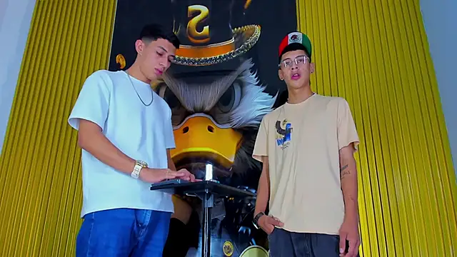 Snapshot of Dante_Brown1_ chatting on November 2, 9:06 pm Dante Brown1 online show from November 2, 9:06 pm