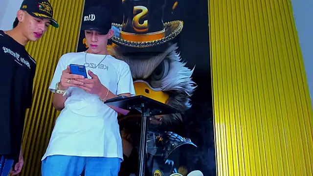 Snapshot of Dante_Brown1_ chatting on November 15, 9:11 pm Dante Brown1 online show from November 15, 9:11 pm