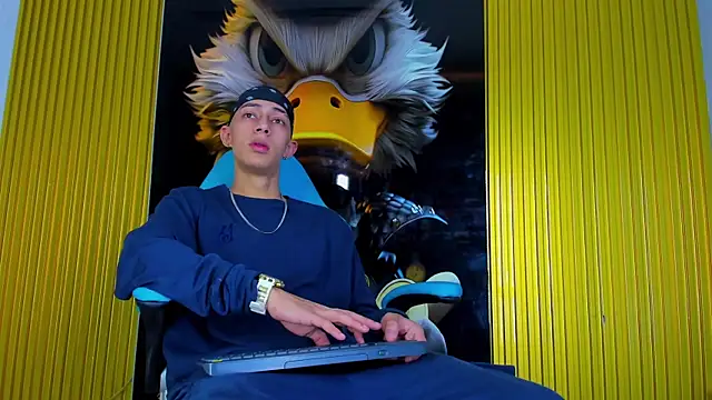 Snapshot of Dante_Brown1_ chatting on November 22, 7:57 pm Dante Brown1 online show from November 22, 7:57 pm