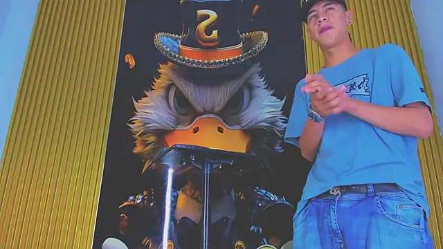 Snapshot of Dante_Brown1_ chatting on November 30, 8:46 pm Dante Brown1 online show from November 30, 8:46 pm