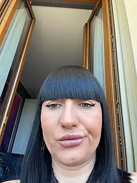 Snapshot of MysticCleo chatting on June 11, 12:36 pm MysticCleo online show from June 11, 12:36 pm