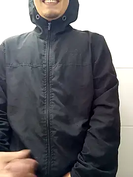 Snapshot of Brhryan chatting on September 11, 4:51 pm Brhryan online show from September 11, 4:51 pm