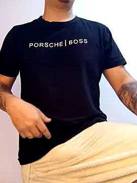 Snapshot of Brhryan chatting on September 21, 8:32 pm Brhryan online show from September 21, 8:32 pm