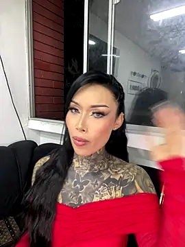 Snapshot of belllbonniie chatting on October 5, 3:27 am belllbonniie online show from October 5, 3:27 am