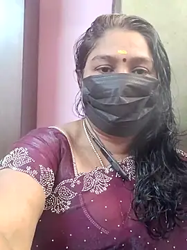 Snapshot of Tamil_Azhaghi25 chatting on December 23, 5:49 am Tamil Azhaghi25 online show from December 23, 5:49 am