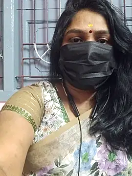 Snapshot of Tamil_Azhaghi25 chatting on January 7, 5:59 pm Tamil Azhaghi25 online show from January 7, 5:59 pm