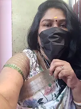 Snapshot of Tamil_Azhaghi25 chatting on January 8, 6:16 am Tamil Azhaghi25 online show from January 8, 6:16 am