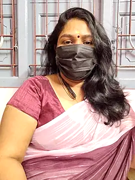 Snapshot of Tamil_Azhaghi25 chatting on January 9, 6:31 pm Tamil Azhaghi25 online show from January 9, 6:31 pm