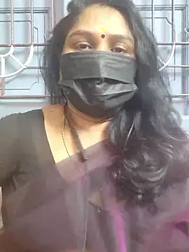 Snapshot of Tamil_Azhaghi25 chatting on January 13, 5:51 pm Tamil Azhaghi25 online show from January 13, 5:51 pm