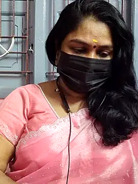 Snapshot of Tamil_Azhaghi25 chatting on January 15, 4:11 pm Tamil Azhaghi25 online show from January 15, 4:11 pm
