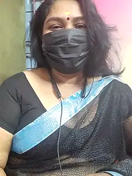 Snapshot of Tamil_Azhaghi25 chatting on January 31, 10:52 pm Tamil Azhaghi25 online show from January 31, 10:52 pm