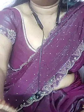 Snapshot of Tamil_Azhaghi25 chatting on February 3, 6:02 pm Tamil Azhaghi25 online show from February 3, 6:02 pm