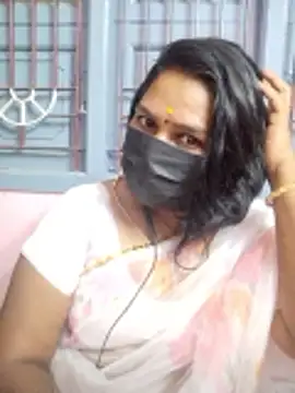 Snapshot of Tamil_Azhaghi25 chatting on May 16, 4:17 pm Tamil Azhaghi25 online show from May 16, 4:17 pm