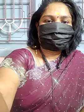 Snapshot of Tamil_Azhaghi25 chatting on May 18, 5:41 pm Tamil Azhaghi25 online show from May 18, 5:41 pm