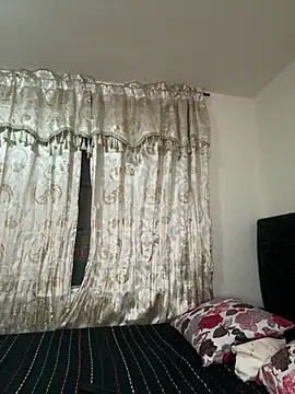 Tayler Kim online show from April 22, 10:11 pm