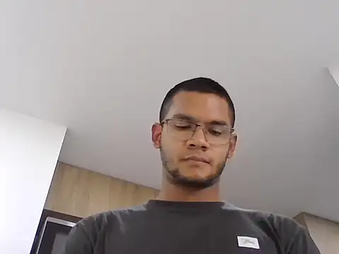 Snapshot of jayden_cooper1 chatting on September 12, 6:41 pm jayden cooper1 online show from September 12, 6:41 pm