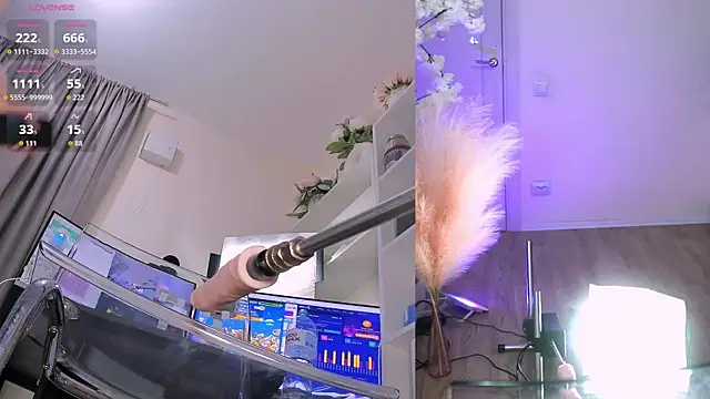 Ur lil bb online show from September 10, 9:09 am