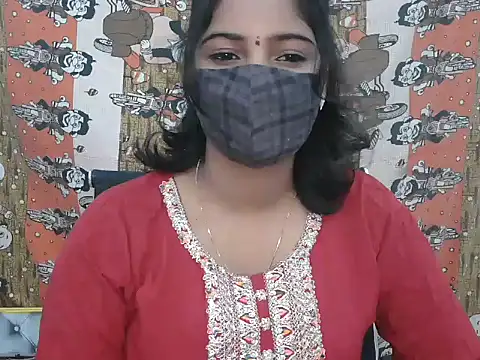 Hott Noor online show from October 13, 5:35 pm