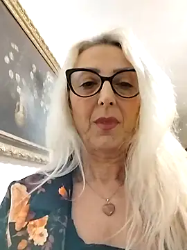  sexyBLONDE46  online show from February 3, 6:24 pm