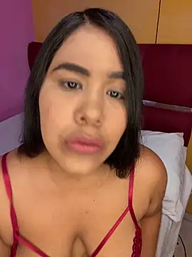 Snapshot of Roxxybigboobs chatting on October 8, 6:38 pm Roxxybigboobs online show from October 8, 6:38 pm