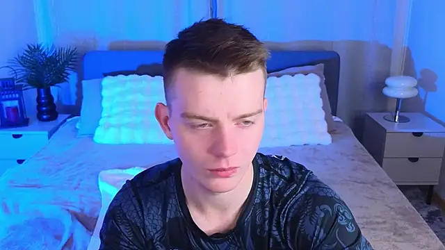 happy de1mos online show from October 9, 9:13 pm