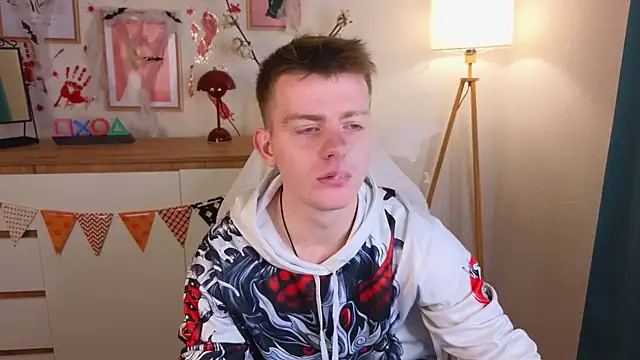 happy de1mos online show from October 25, 9:53 pm