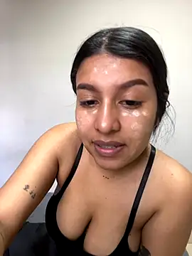  Chloe Smith online show from October 18, 3:13 pm