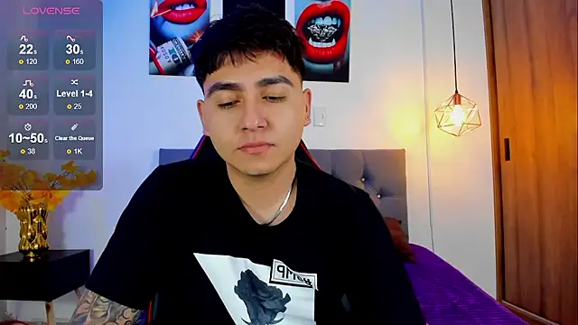 Nicolas James Sc online show from October 21, 1:34 pm