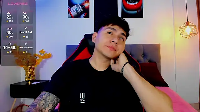 Nicolas James Sc online show from November 19, 2:06 pm